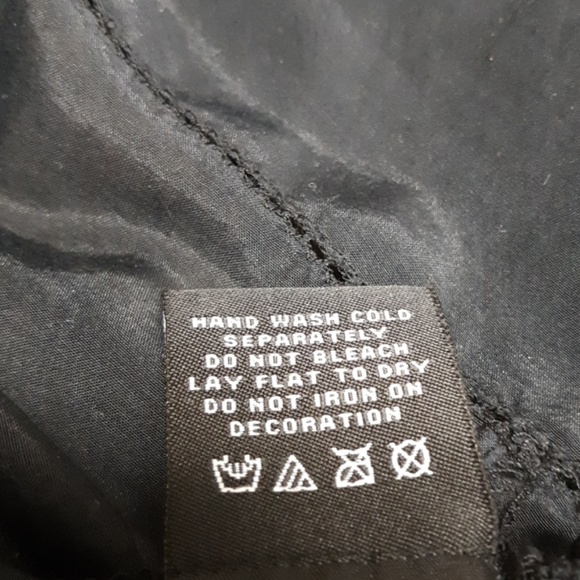 BCBGMaxAzria Blouse - Picture 8 of 8